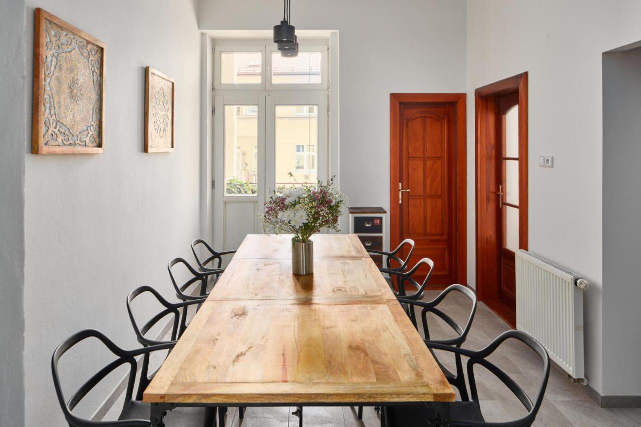 Prague Days - Spacious 3Bdr Apartment - Trendy Neighbourhood Exterior foto